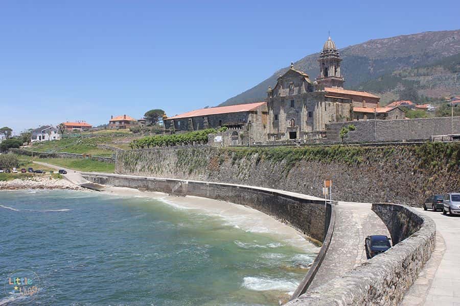 Ruta por el Baixo Miño: redescubriendo el Monasterio de Oia
