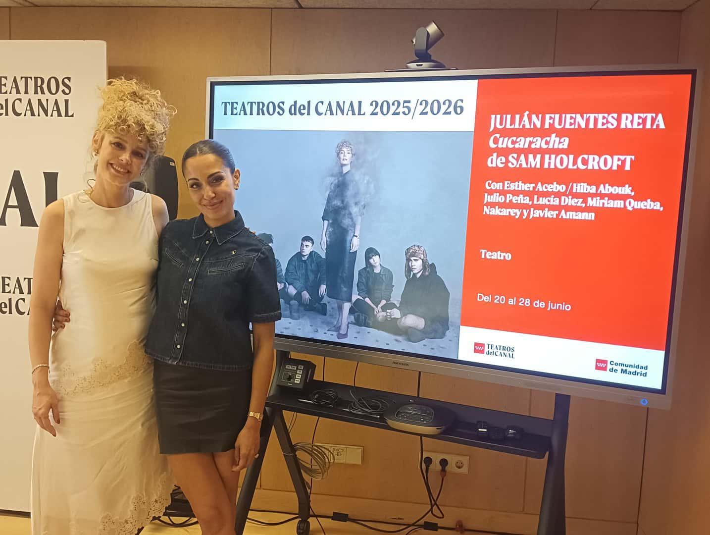 Hiba Abouk presenta 'Cucaracha'