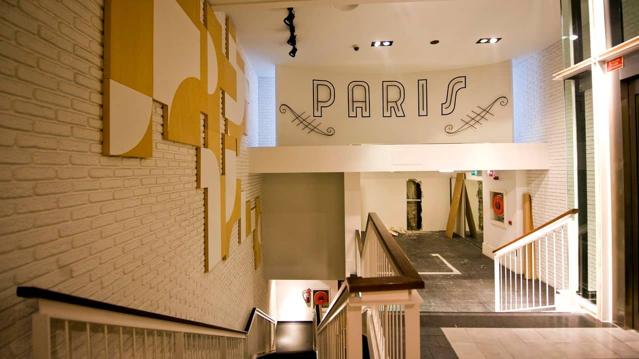 Cine París