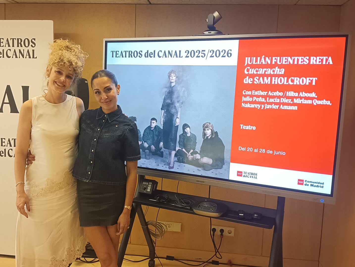 Hiba Abouk presenta 'Cucaracha'