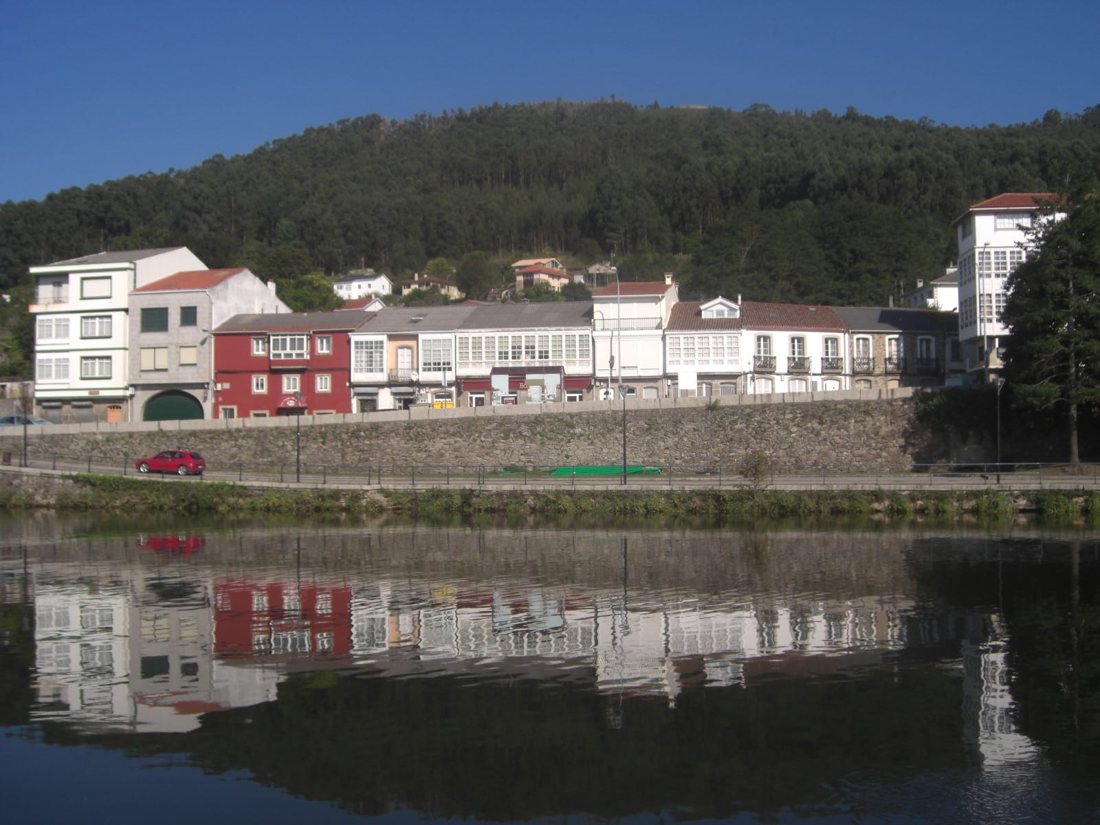 Escapada de invierno a Neda: Cultura e historia