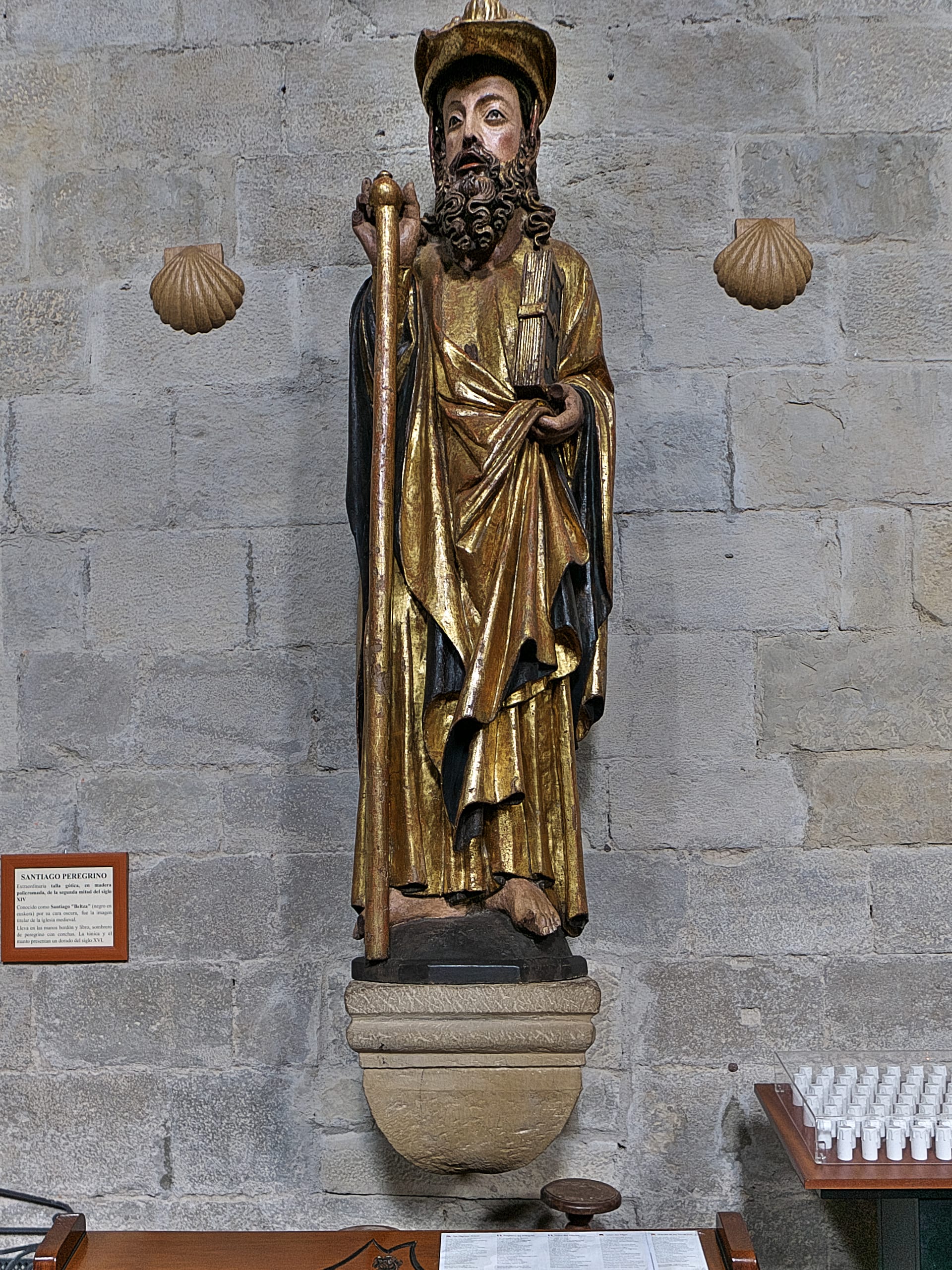 Misa solemne y procesión
