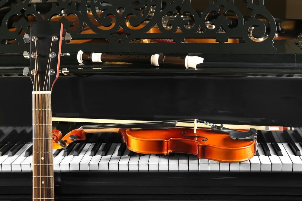 Audici贸n alumnos FB2 y demostraci贸n instrumentos