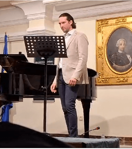 DESDE ALMERÍA AL MUNDO: UN VIAJE MUSICAL DE LA MANO DEL TENOR JUAN DE DIOS MATEOS