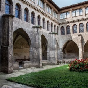 Visita cultural al Monasterio de la Resurrecci贸n