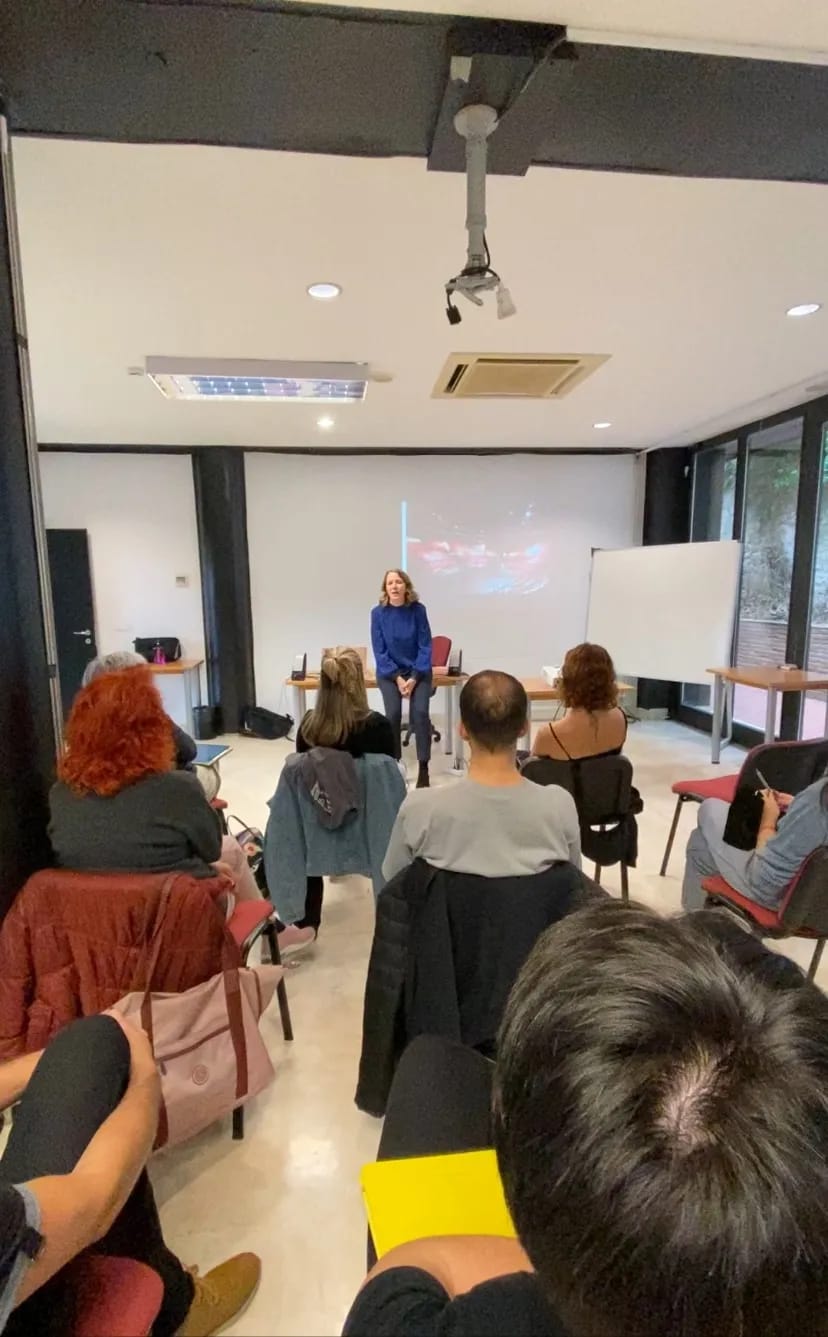 Maneras de hacer: encuentros con profesionales