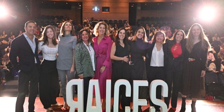 Raíces y Trayectorias