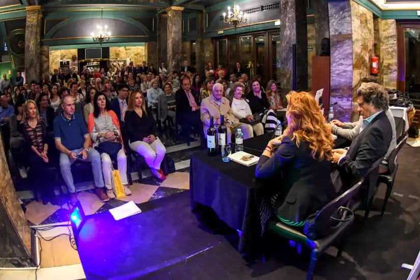 Presentaci贸n del libro "Casa de Indianos"