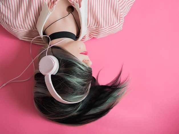 Escuchando en voz alta: descubriendo los c贸digos de la audici贸n musical