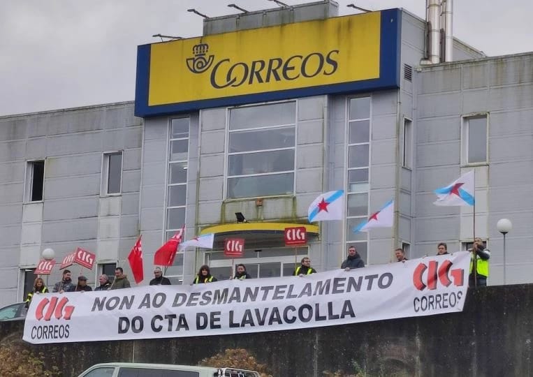 Jornada de puertas abiertas en el Centro de Tratamiento Automatizado de Lavacolla