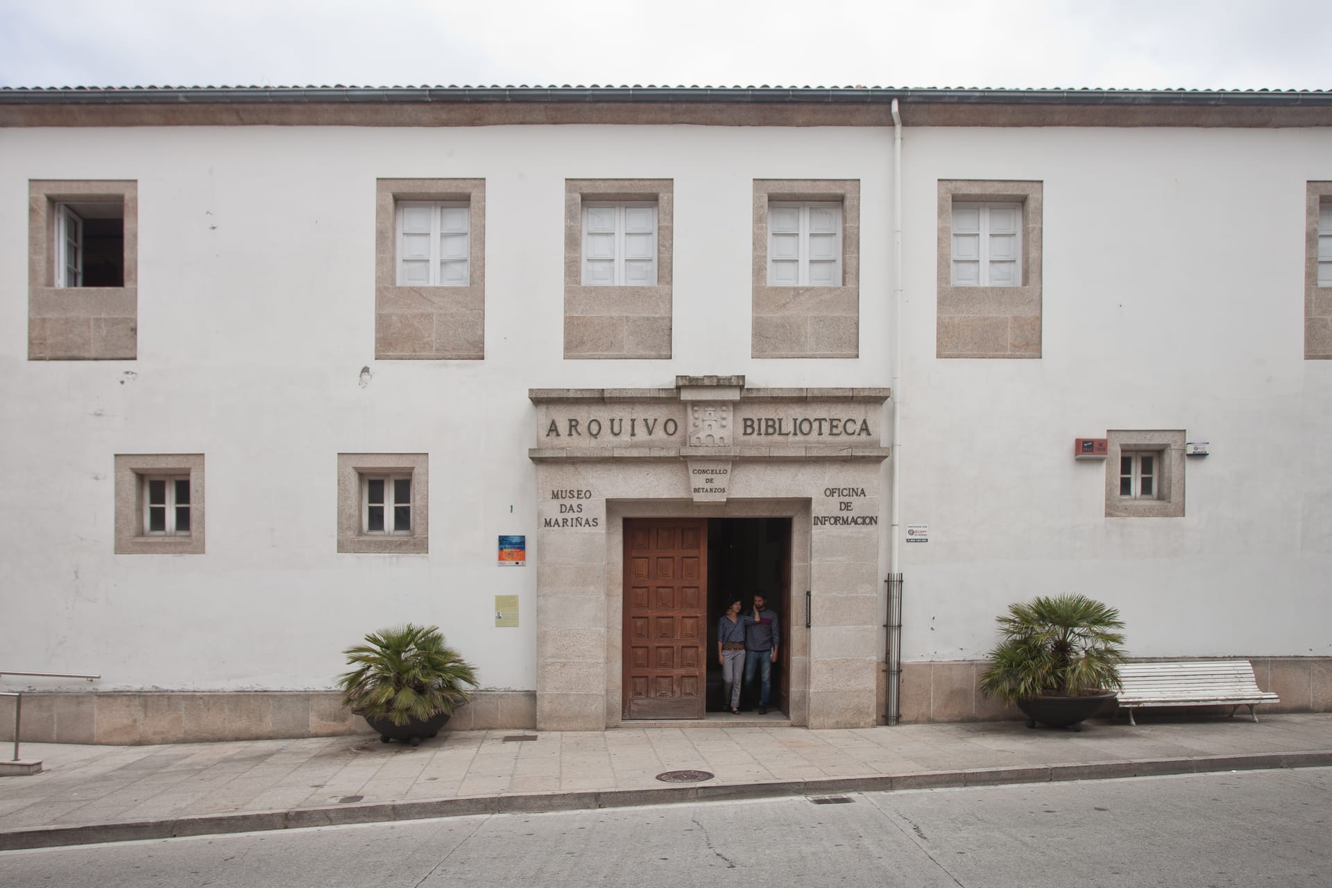 FESTIBAM. Libros&artes&amigos.