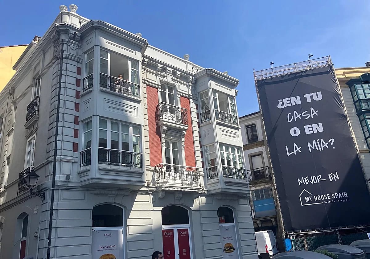 Inauguración de Pink's en Gijón
