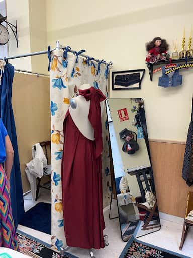 Moda sostenible y costura técnica en ATELIE & CUSTOM LAB