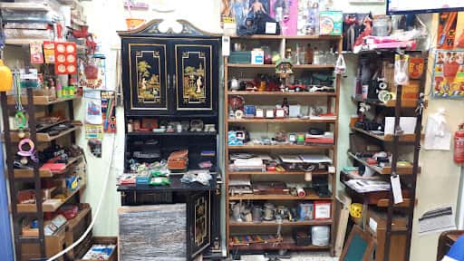 ROTO: Upcycling y objetos vintage en el centro de Málaga