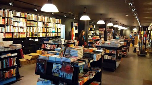 Librería Joker: cómics y juegos de mesa en Bilbao