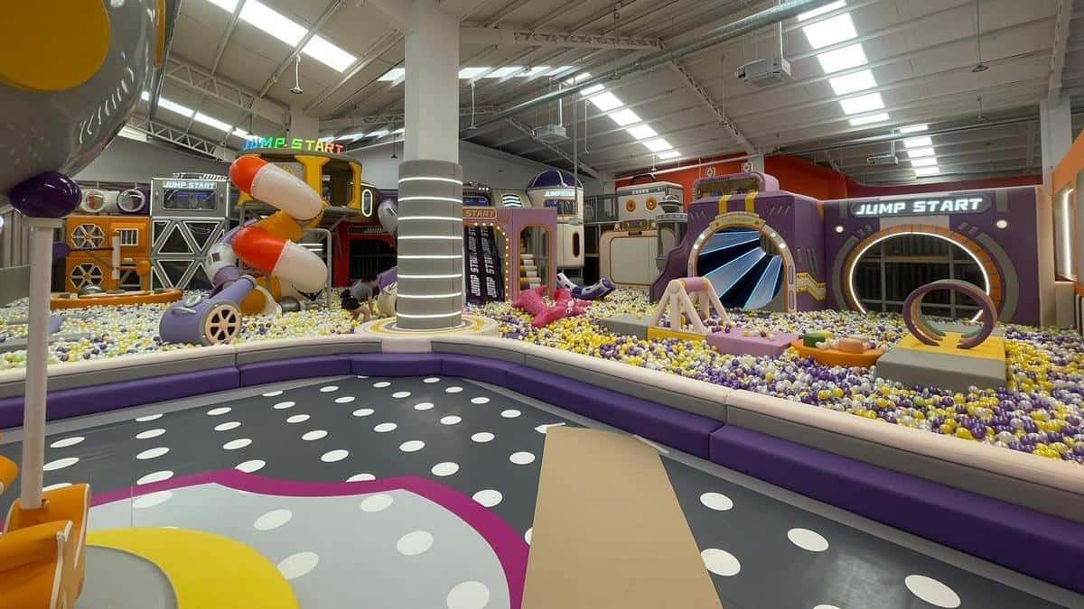 Circuitos de karts y camas elásticas en Zaragoza