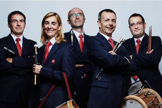 Kalejira / Pasacalles MusikAuzo - Bilboko Udal Txistulari Banda
