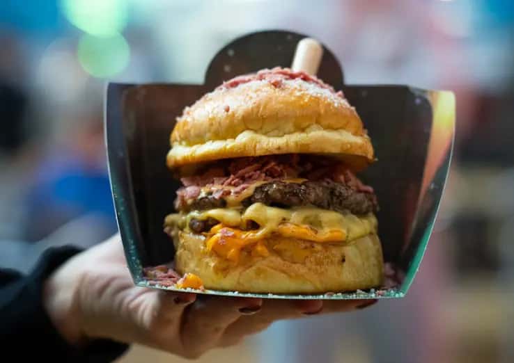 La fiebre de las hamburguesas llega a Zabalgana