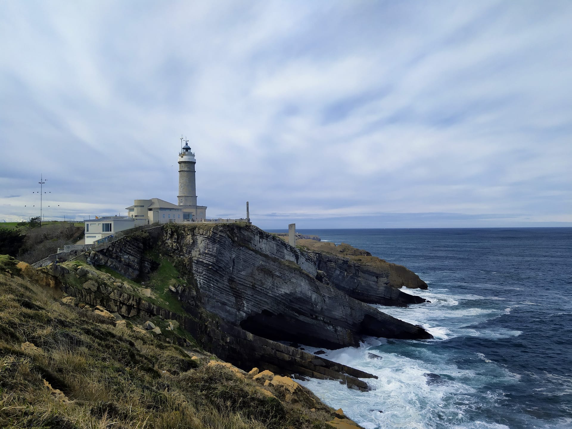 El nuevo camino que brilla en el Faro de Cabo Mayor