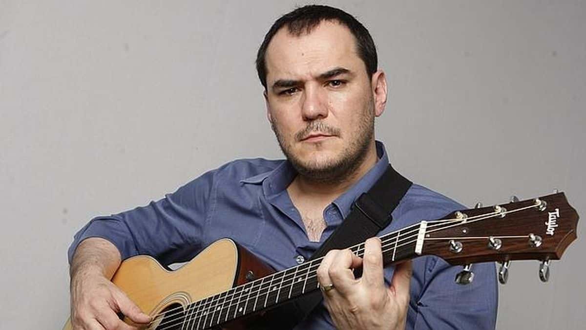 Ismael Serrano - Guitarra y Voz