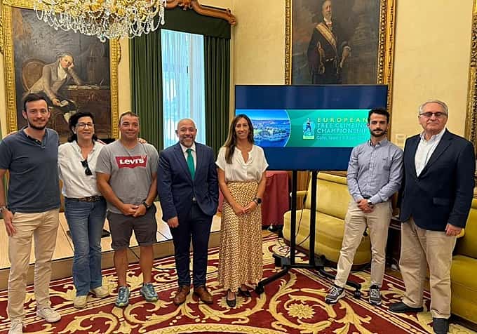 Campeonato Europeo de Trepa en el Parque Isabel la Católica