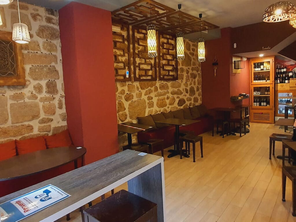 Comer de tapas en Ourense: Tixola Tapería Vinoteca