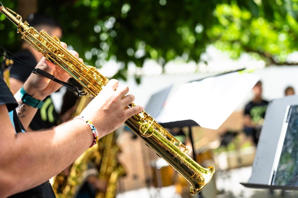Kalejira MusikAuzo: Radiowave Little Brass