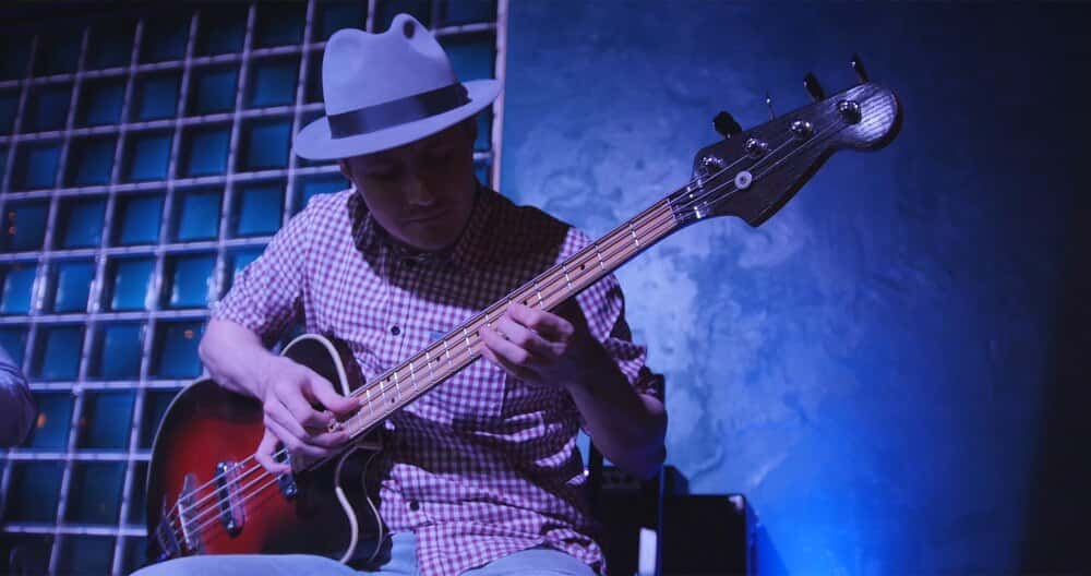 Concierto de Lolo Ortega Blues Band en Patio de Triana