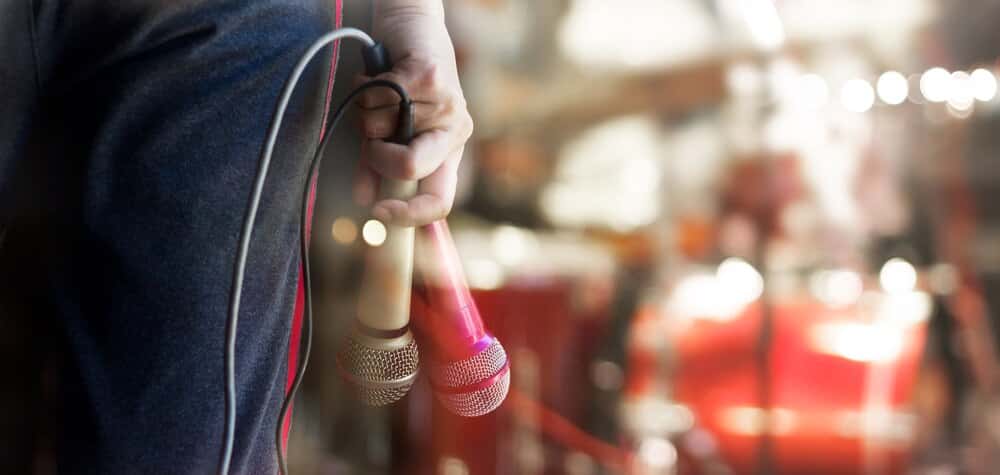 Guía de comedia en Santiago: Corta el cable rojo y monólogos