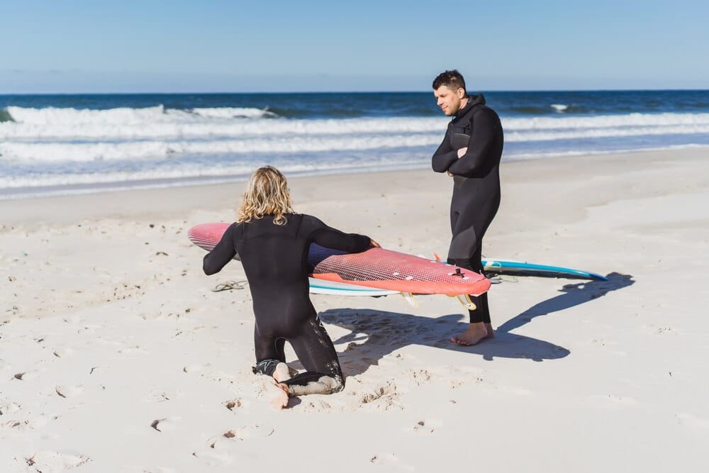Guía para elegir escuela de surf en la Zurriola