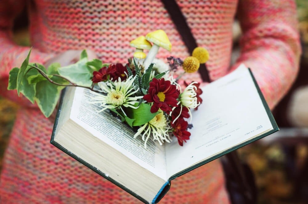 Ofrenda floral a Blanco Amor y presentación del libro «Insubmisión ambigua»