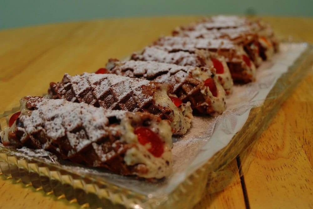 Ruta Dulce en A Coruña: Huesos de Santo y Más
