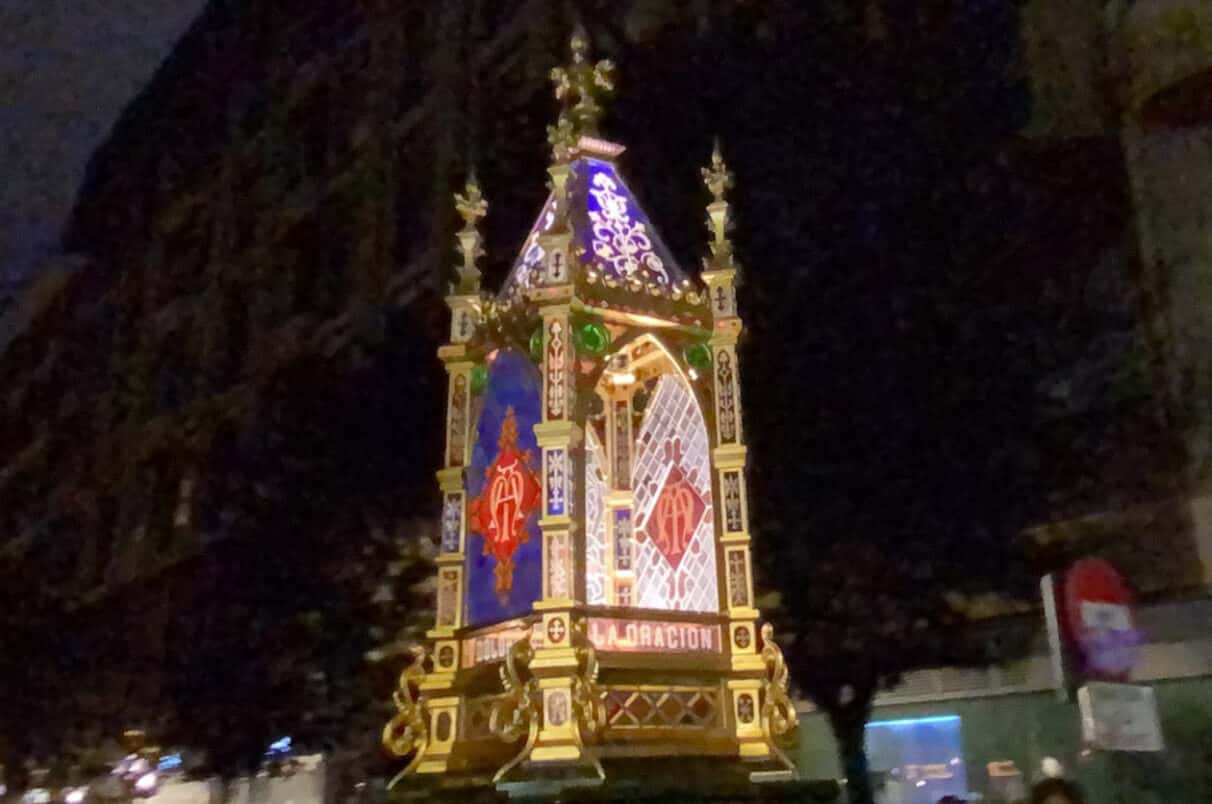 Procesi贸n de los Faroles