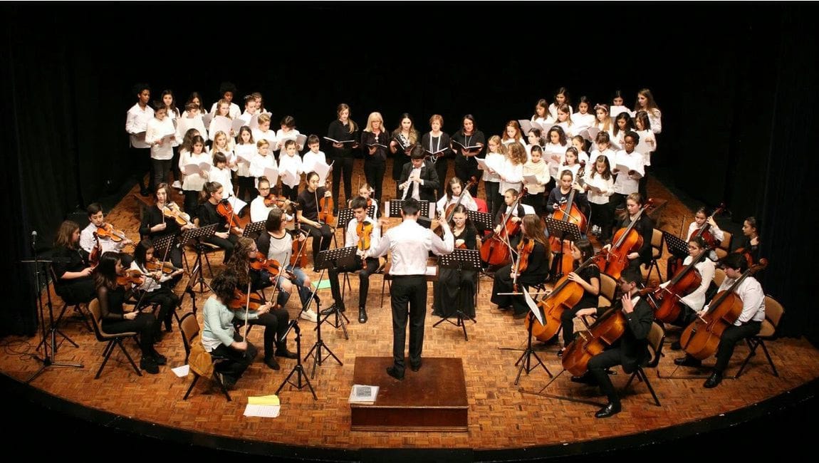 Concierto de la Orquesta Infantil y Orquesta Joven de la Orquesta Sinf贸nica de Pontevedra