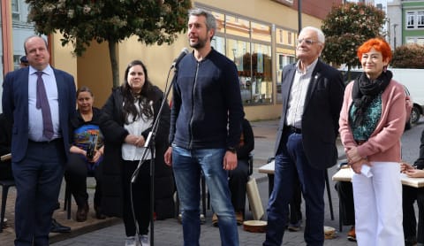 Acto de inauguraci贸n de Cantareira no paseo das Palabras do Ano