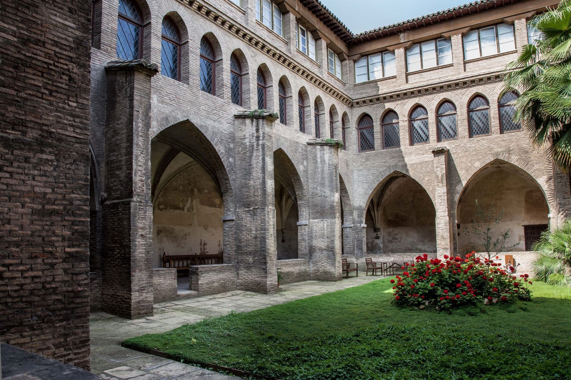 Visita cultural al Monasterio de la Resurrecci贸n