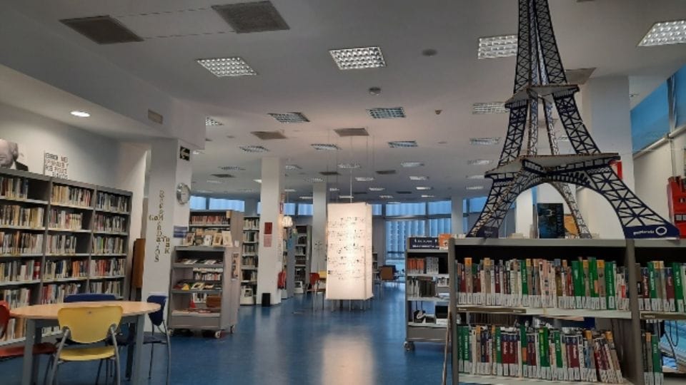 Presentación del libro 'El eje del mundo que viene: ¿Una guerra mundial venida de Oriente?'
