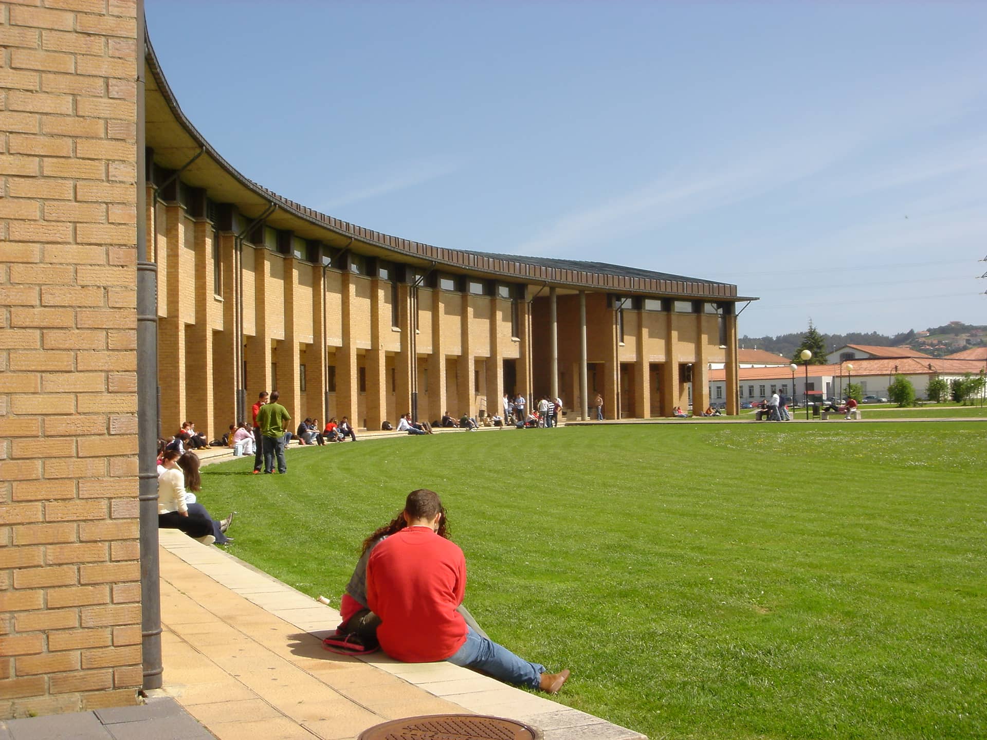 Escuela Politécnica de Ingeniería de Gijón