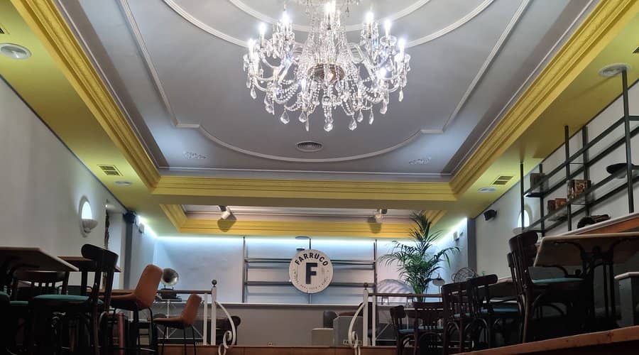Café Plaza
